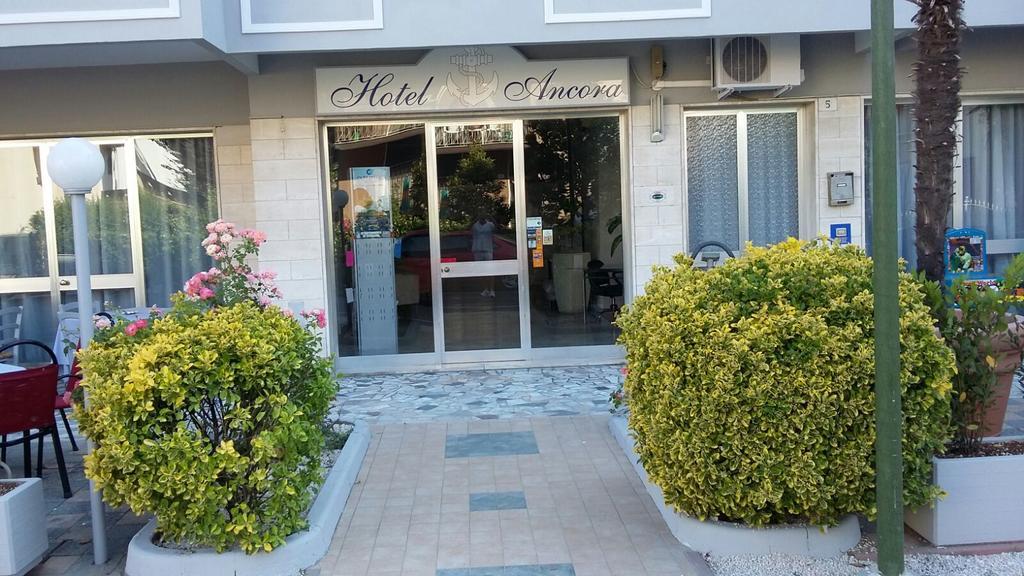 Hotel Ancora Cesenatico Esterno foto